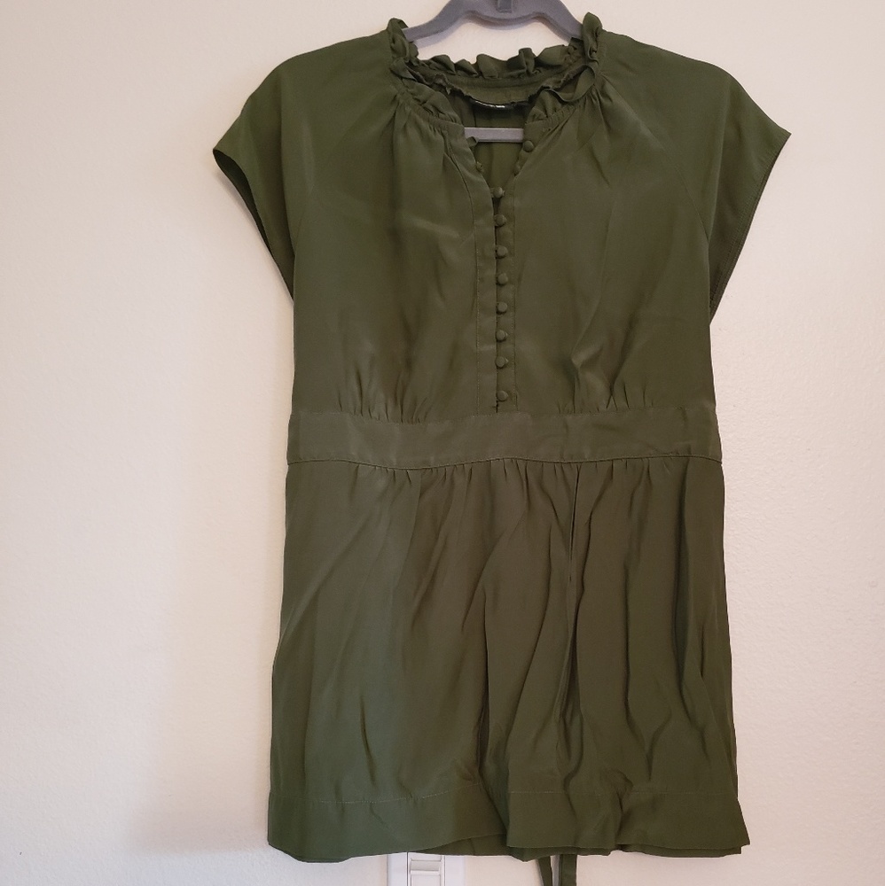 Green Apt 9 top